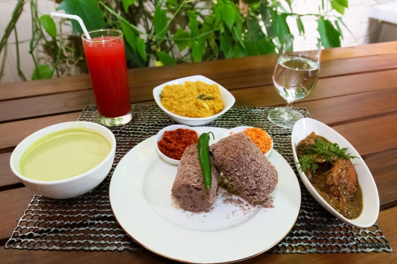 Mallika Resort Trincomalee Eksteriør billede